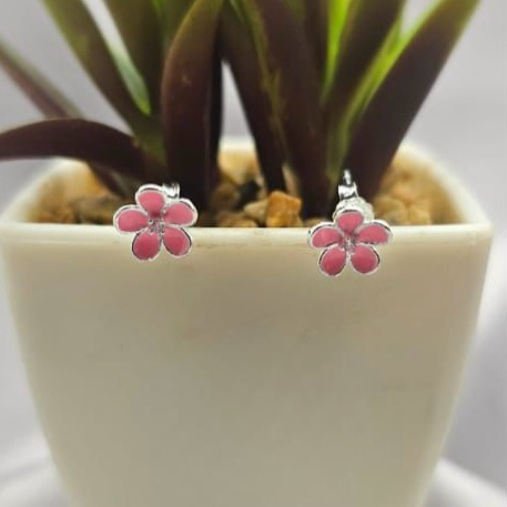 8Mm Pink Flower Studs