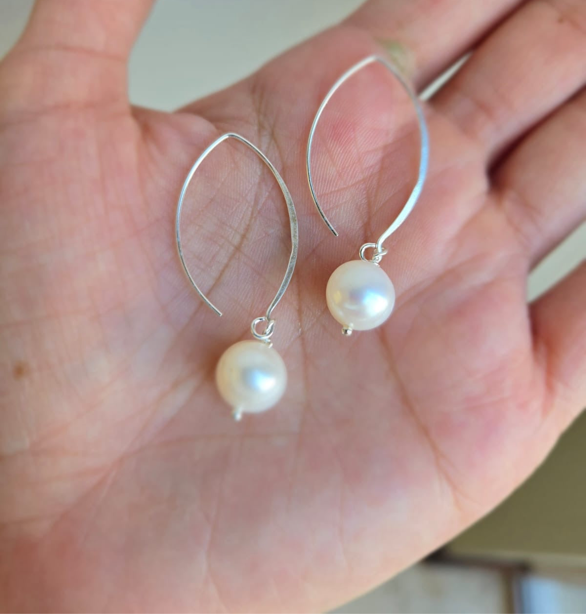 Pretty 9mm drops with pretty tiny freshwater pearl