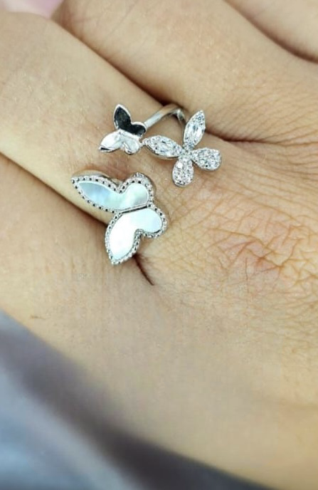 Adjustable Three Butterfly Ring