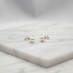 Tiny Pearl With Silver Circle Setting - Terciany 