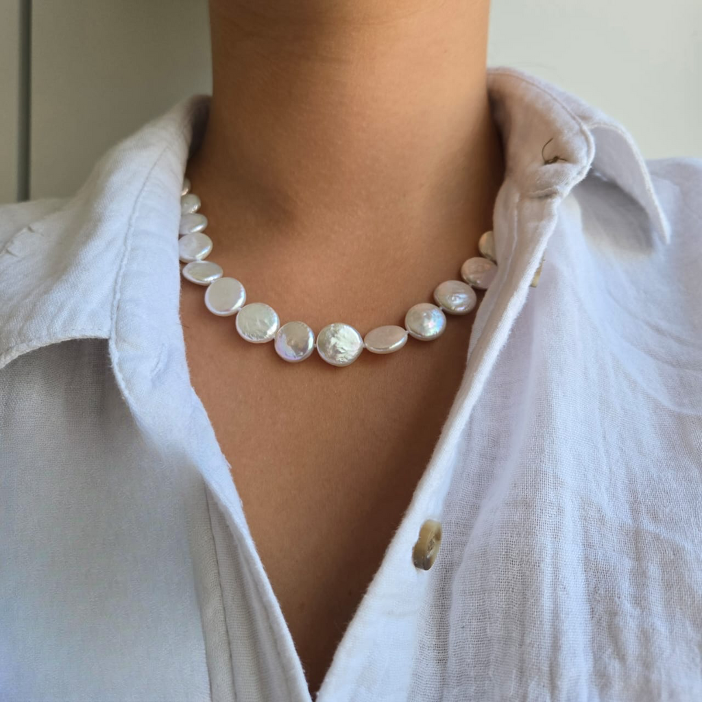 Stunning White 12Mm Coin Pearl Necklace