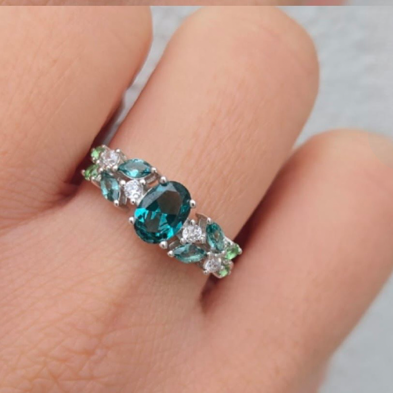 Green Cubic Zirconia Cluster Ring