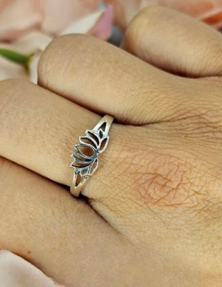 Sterling Silver Lotus Ring