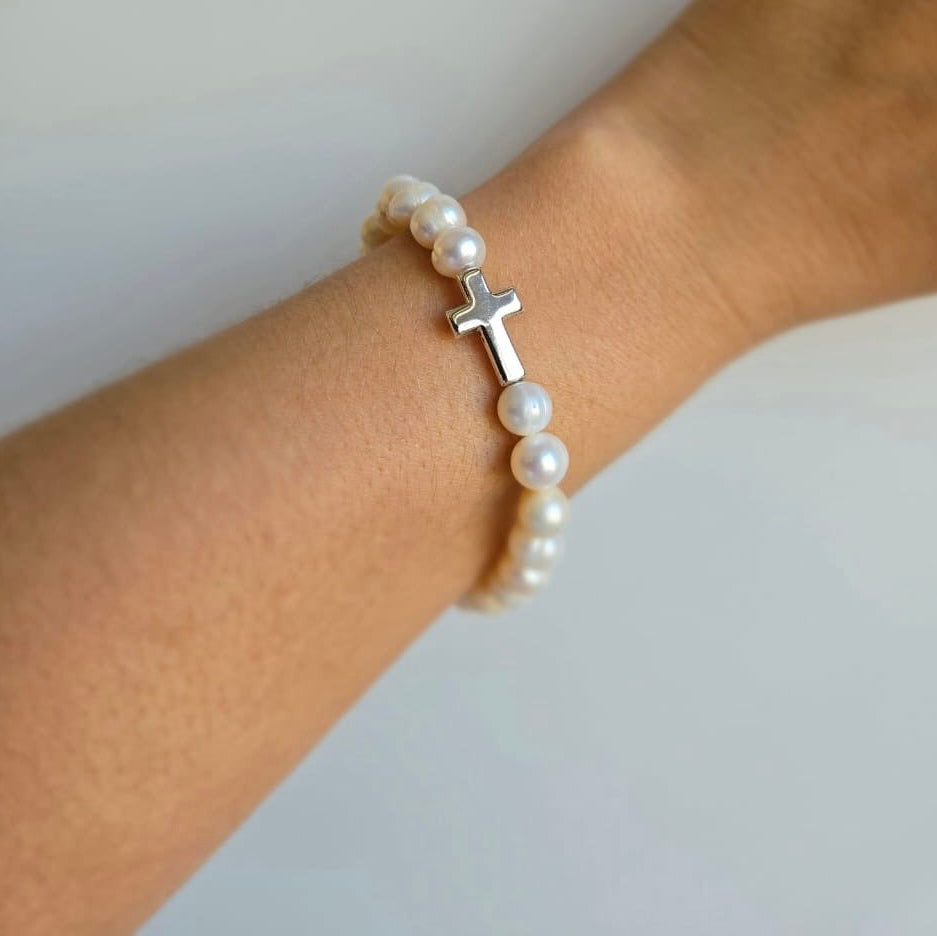 Freshwater Pearl Cross Bracelet