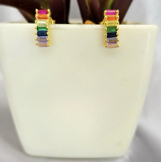 Rainbow drops in gold earrings