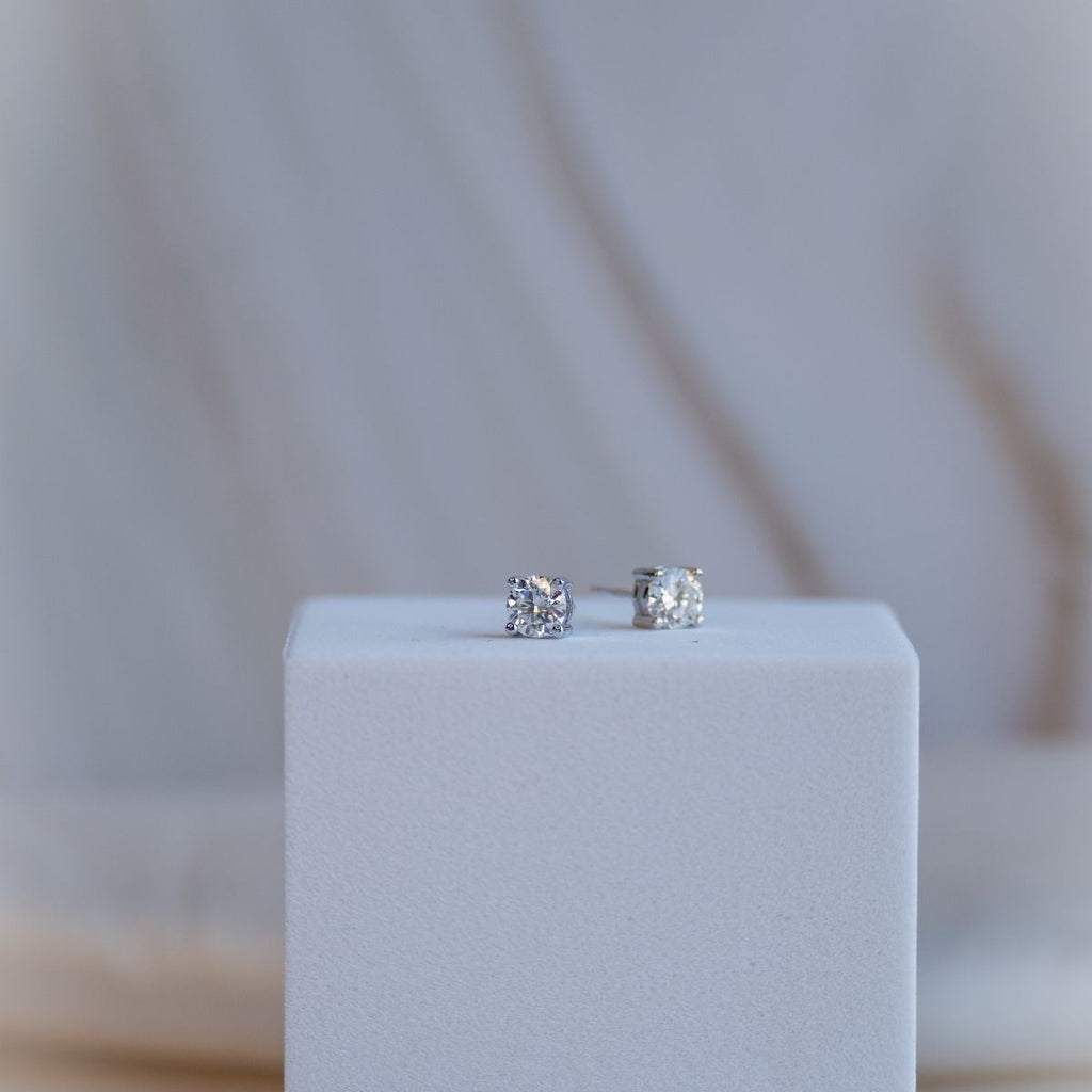 5 mm Moissanite stud earrings (with GRA Certificate) - Terciany 