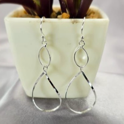 Double Twist Oval Drops
