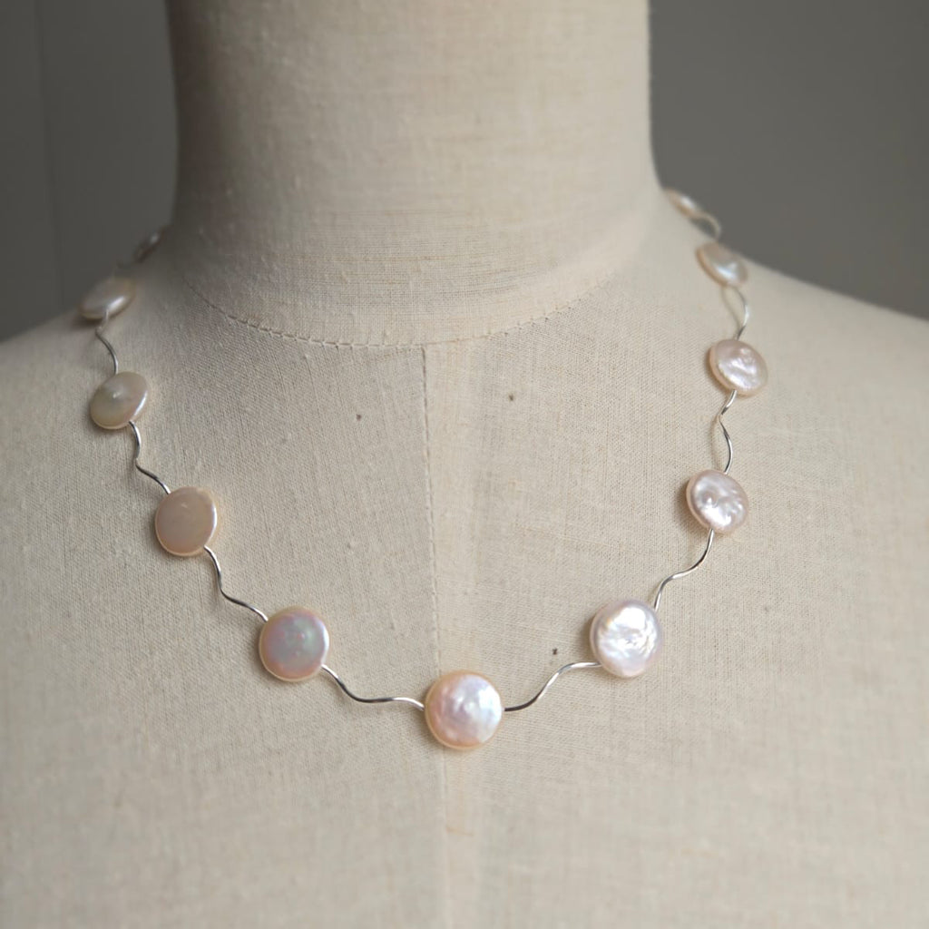 Stunning Coin Pearl Necklace