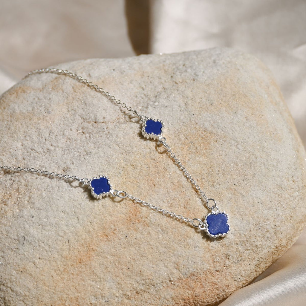 Blue Van Cleef (Four leave Clover) three flower necklace