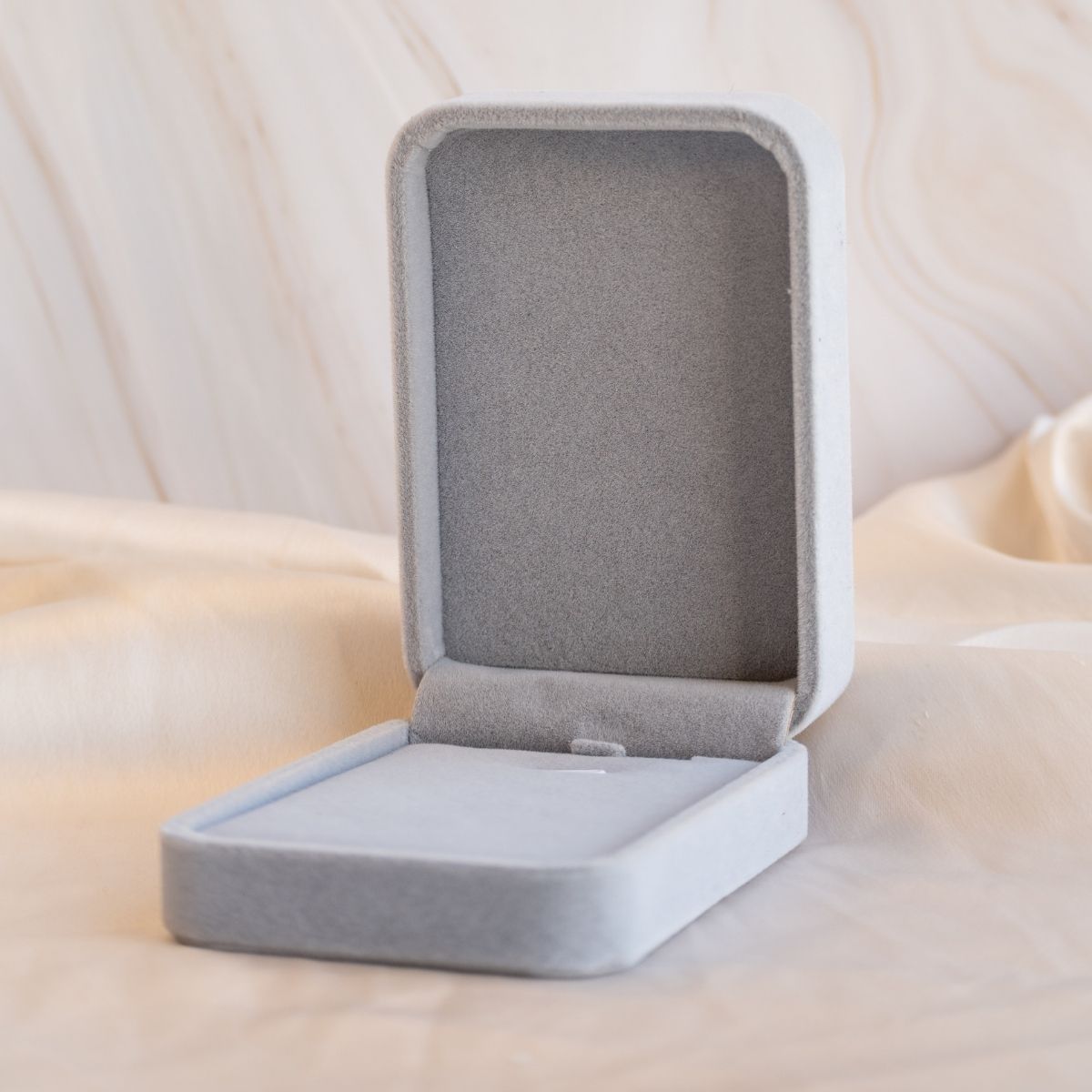 Velvet Jewellery Box - Terciany 