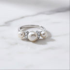 Sterling Silver Ring With Three Freshwater Pearls And Two Cubic Zirconia Stones - Terciany 