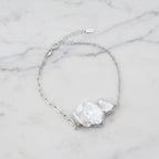 Stunning Freshwater Pearl On Bracelet - Terciany 