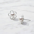 Pearl Flower Stud Earrings