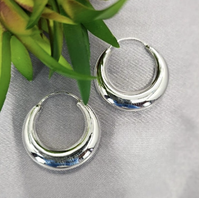 28Mm Wide Hoop Earrings