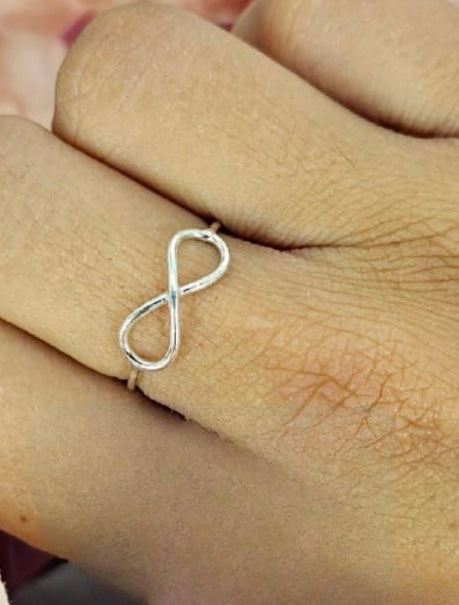 Sterling silver infinity ring