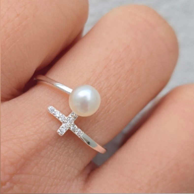 Cross Over Open Size Sterling Silver Ring With Freshwater Pearl In One Side And Pavé Cross On Other Side