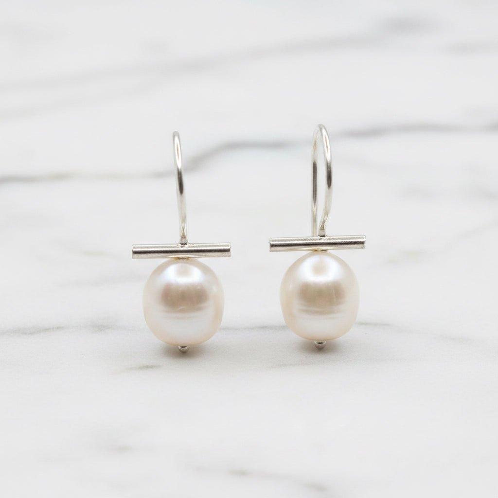 Pearl Drop Earring With T Bar Detail - Terciany 
