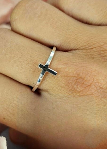 Solid sterling silver cross ring