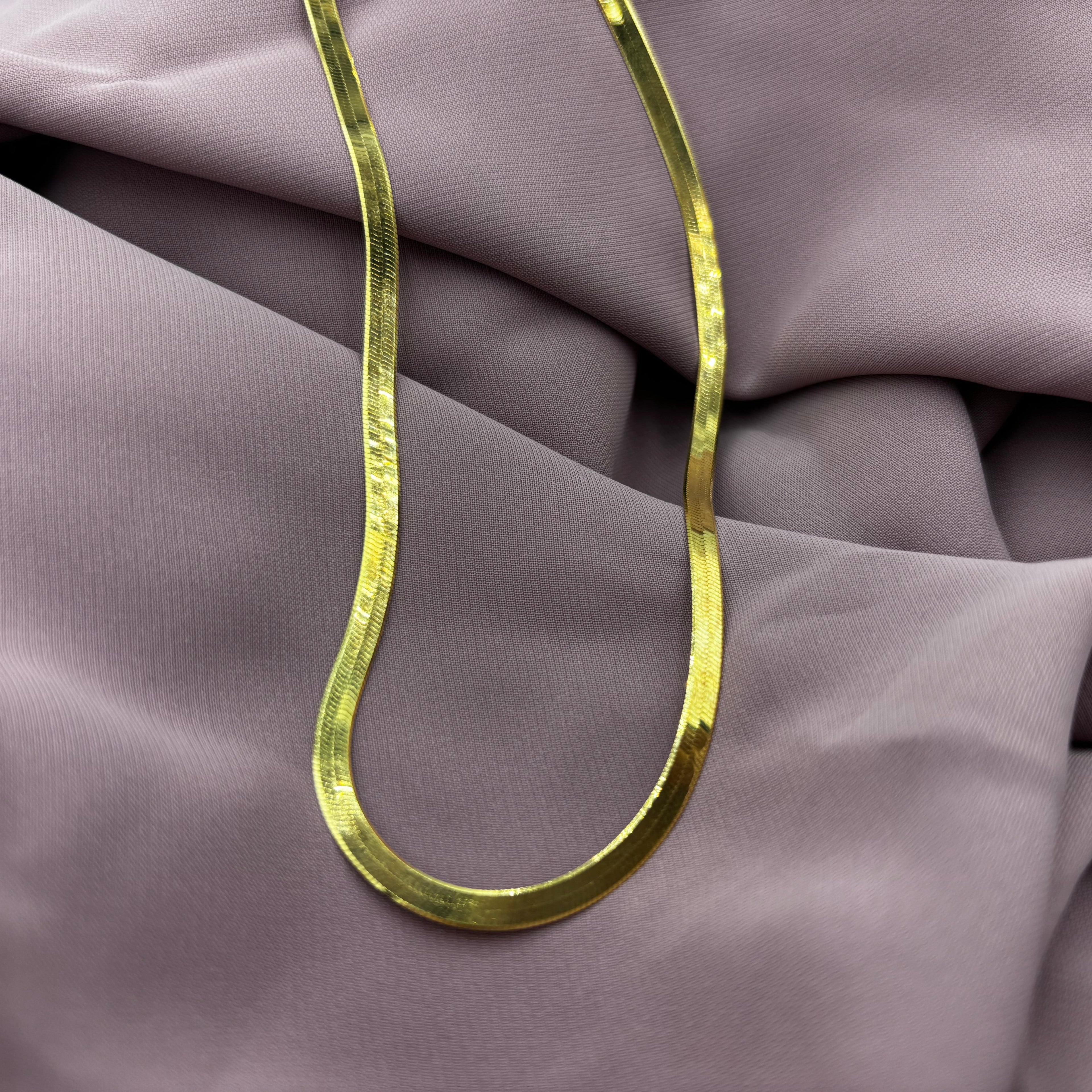 Gold Nicolá Herringbone Necklace