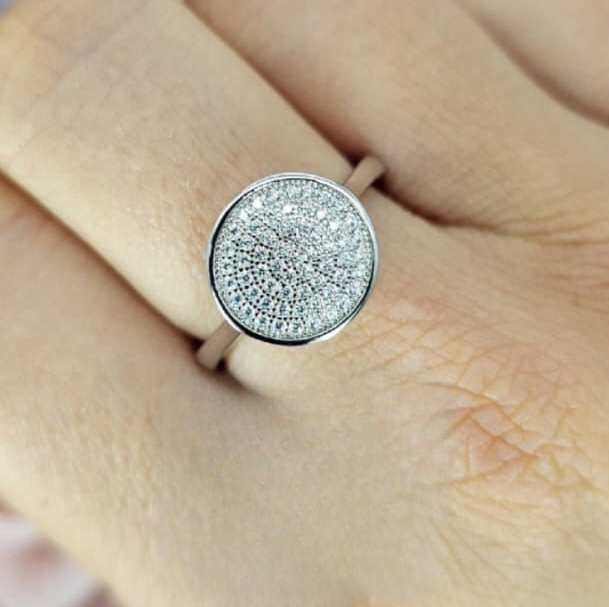 Lots Of Pavé Stones In Circle Form Ring