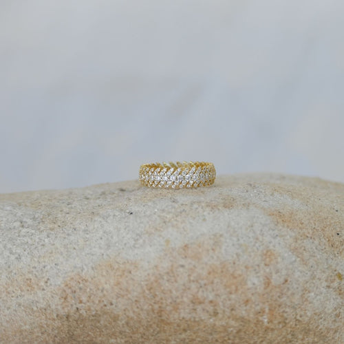 Gold ring with clear zirconia Pave