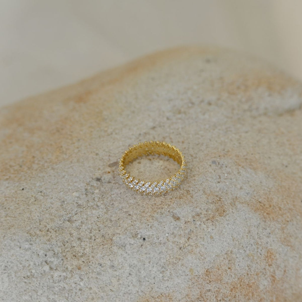 Gold ring with clear zirconia Pave
