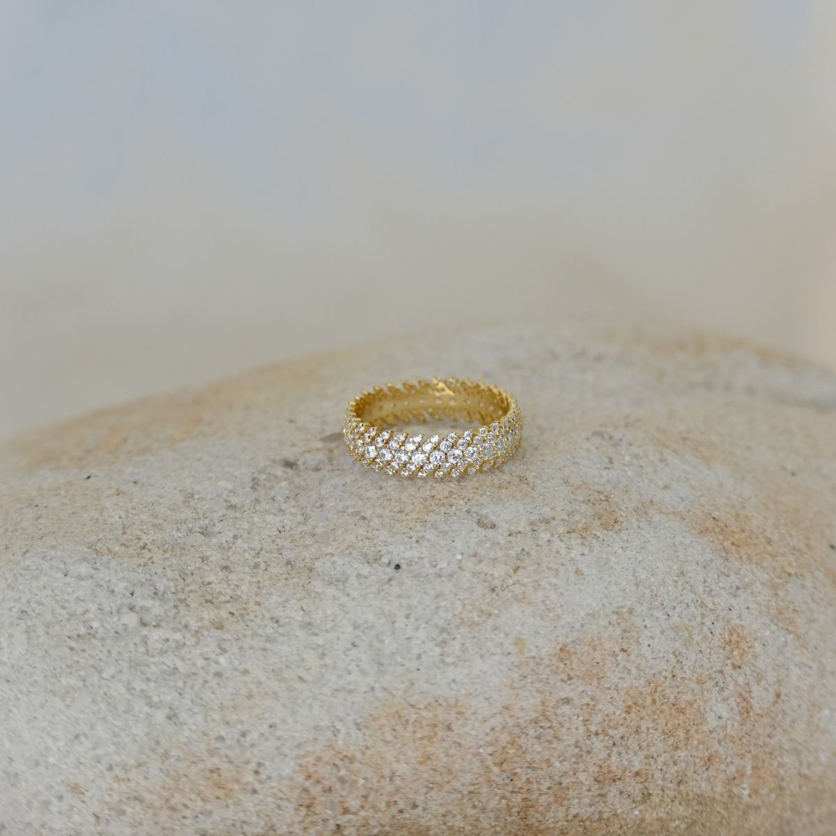 Gold ring with clear zirconia Pave