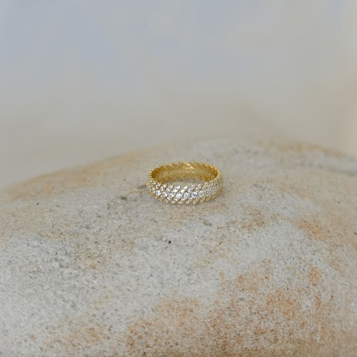 Gold ring with clear zirconia Pave