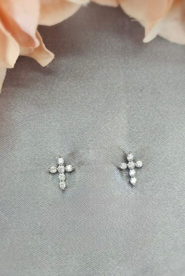 Cubic zirconia cross studs