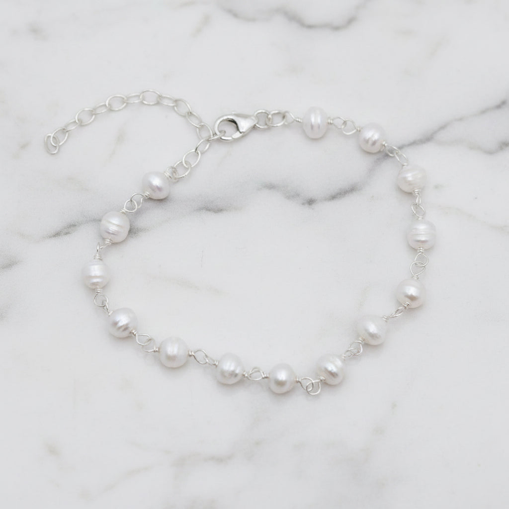 Pearl link bracelet