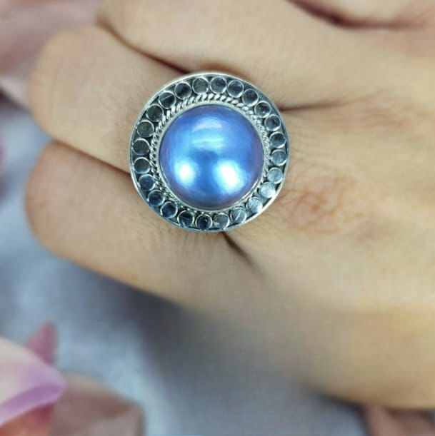 Stunning Adjustable Sterling Silver Ring With Blue Mabe Pearl