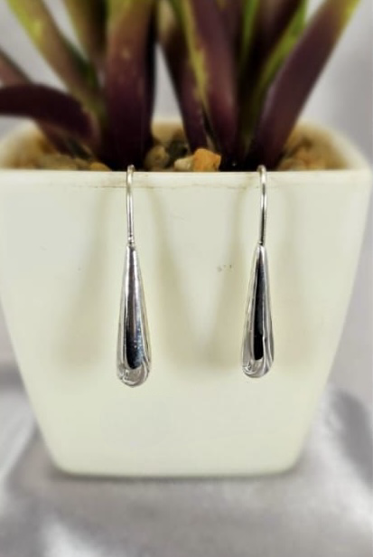Solid Teardrop Drop Earrings