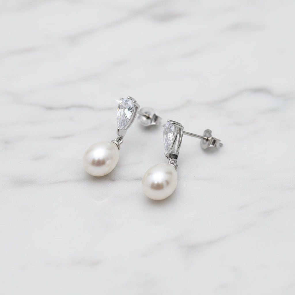 Beautiful Pearl And Crystal Drops
