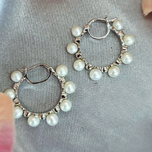 Beautiful Pearl Hoops - Terciany 