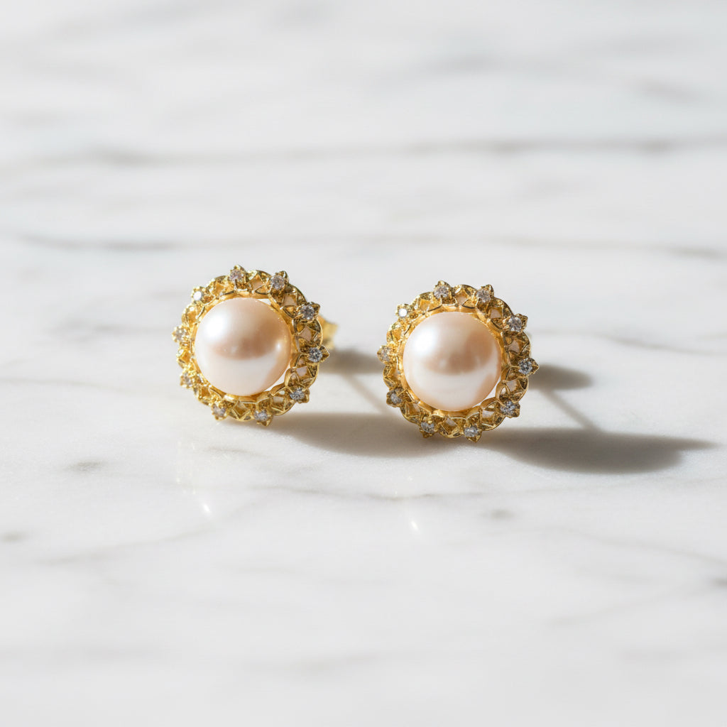 Freshwater Pearl Stud Earring In Gold Crown Setting - Terciany 
