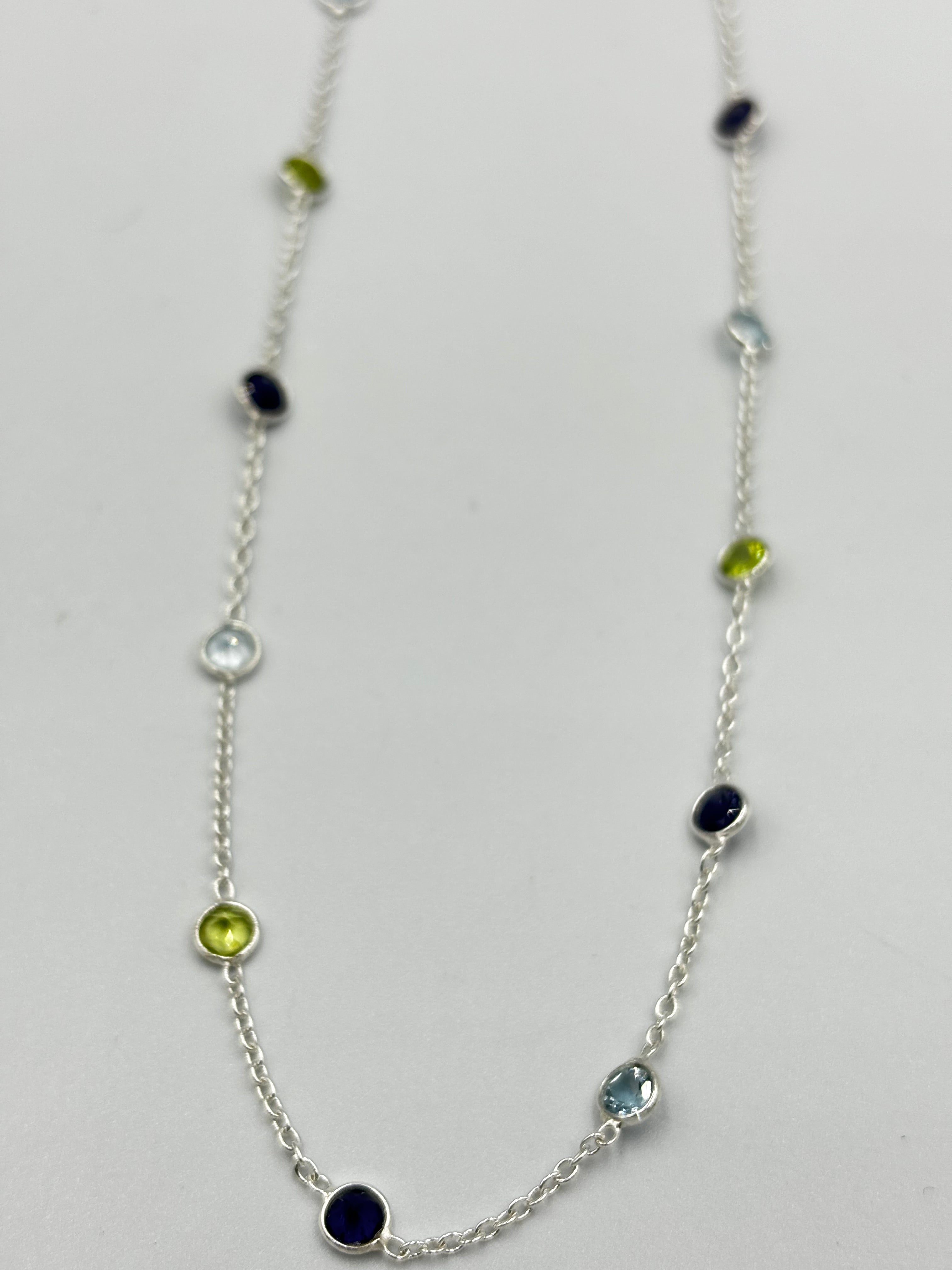 Sterling Silver Necklace With 5Mm Peridot, Blue Topaz And Iol Semi Precious Stones In-Bedded In Necklace