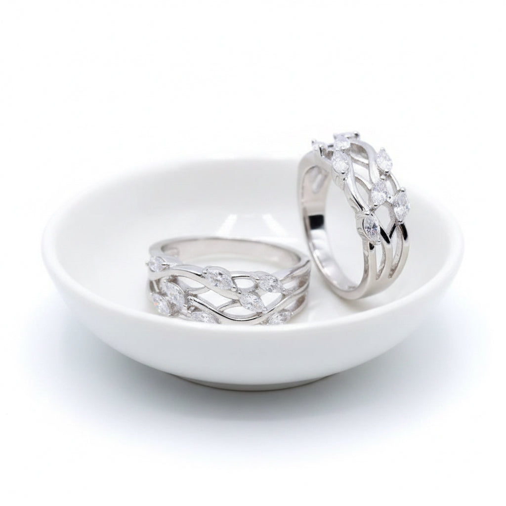 Sterling Silver Ring With Cubic Zirconia Leaves