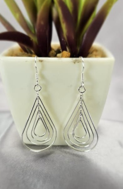 Lots Of Teardrops Drop Earrings