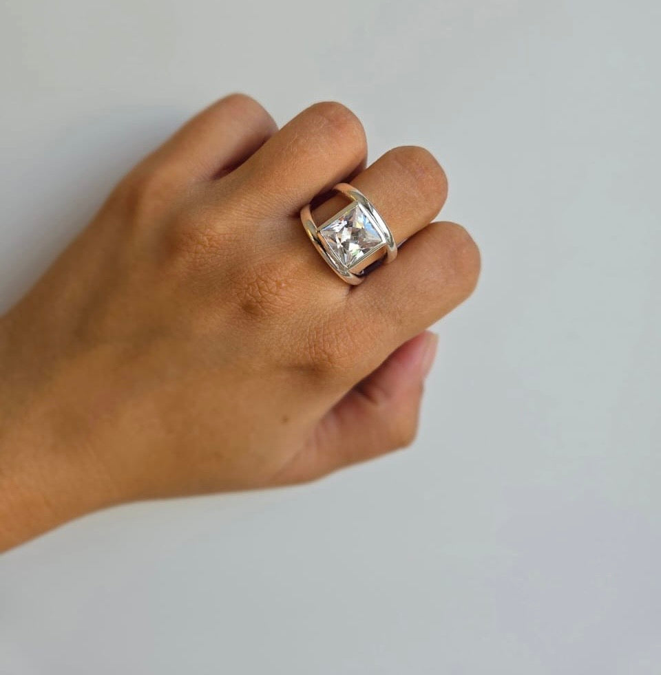 Sterling Silver Ring With Rectangular Cubic Zirconia