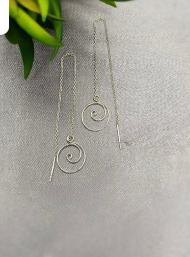 Spiral thread earrings