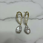 Gold Statement Earrings With Beautiful Pearls On End - Terciany 
