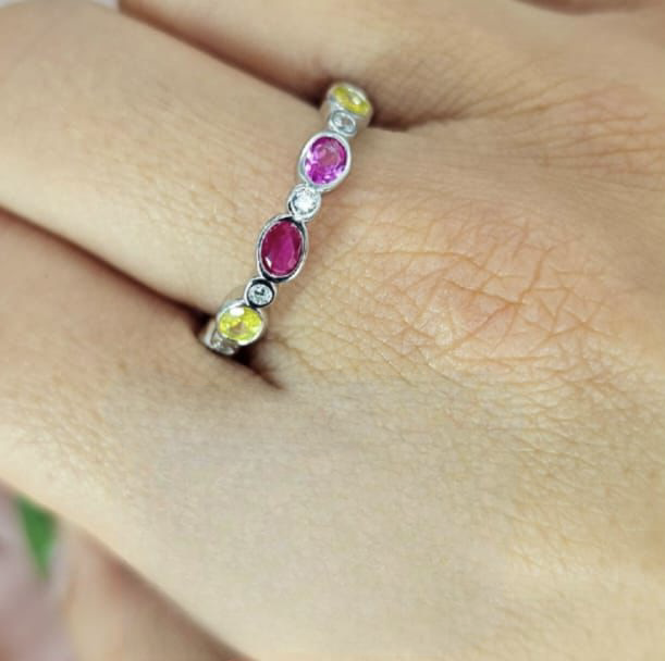 Oval Stone Rainbow Ring - Terciany 