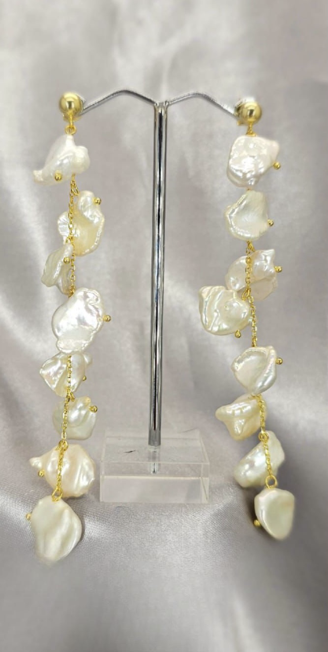 8Cm Pearl Drop Earrings With Gold Setting On Top