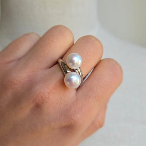 Cross Over Pearl Ring - Terciany 