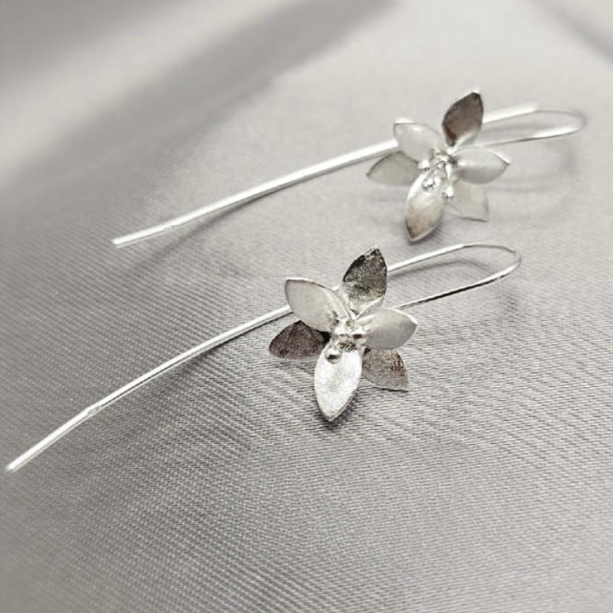 Silver Lilly Earrings