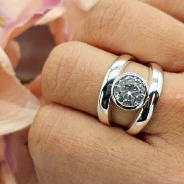 Sterling Silver Two Band Ring With Huge Cubic Zirconia On Centre - Terciany 