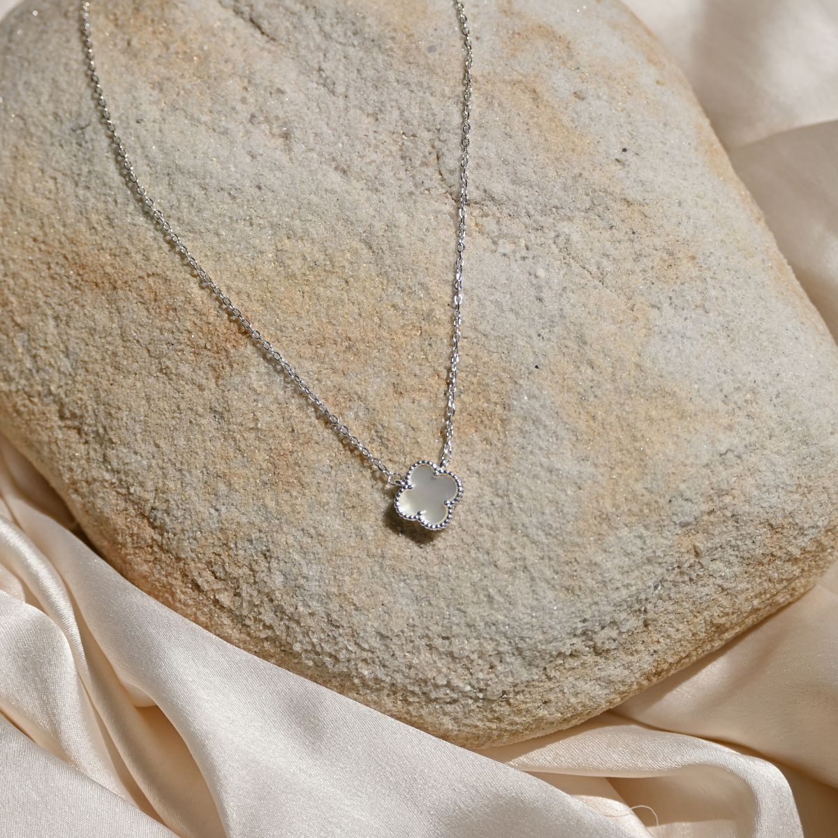 White Van Cleef (Four leave Clover) Flower necklace