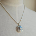 Pendant With Grey/Blue Mabe Pearl Pendant