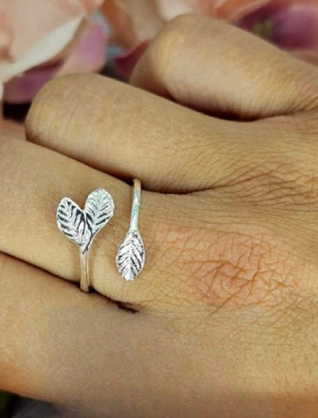 Sterling silver open leaves ring