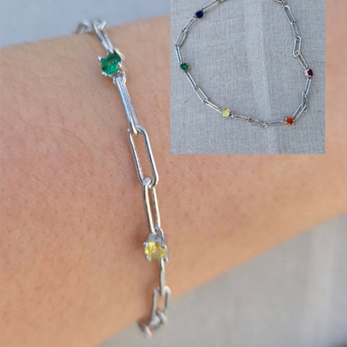 Paperclip bracelet with different coloured stones